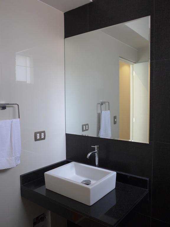 Spacious Apartment In Miraflores Lima Quarto foto